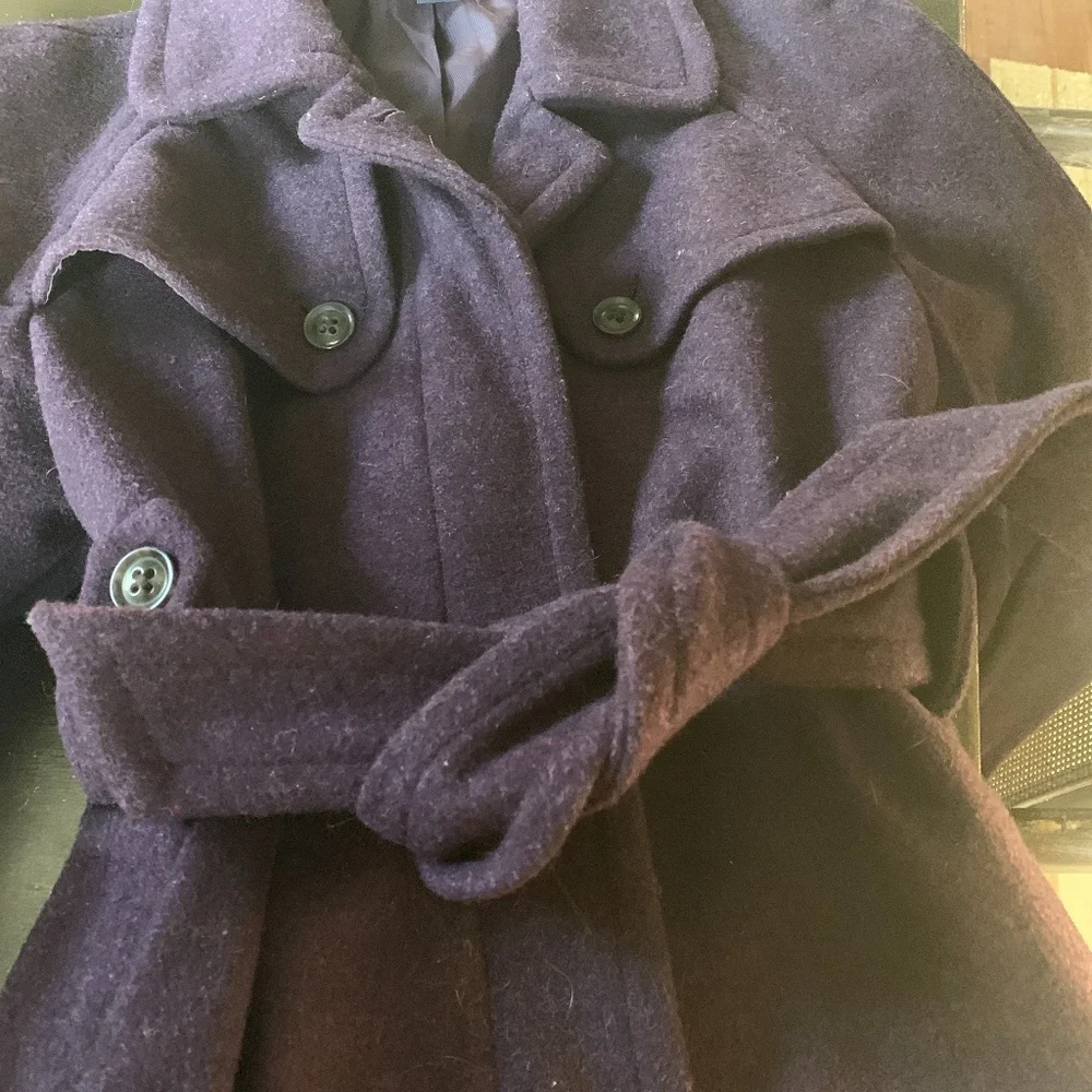 Gap‎ 3/4 length sleeve wool coat. Never worn